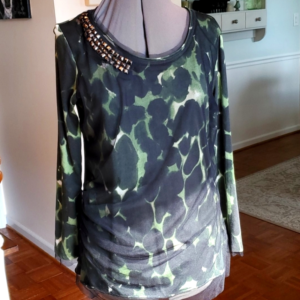 Simply Vera Wang Top